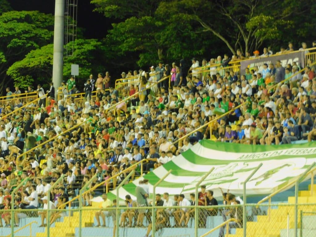 Notícias De Franca Com Bom Público Francana Vence O Primeiro Jogo Da