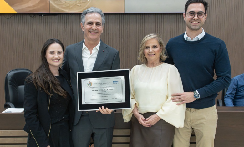 Empresário Munir Buchalla Filho foi homenageado pela Câmara Municipal com o título de Cidadão Francano pelos serviços prestados ao desenvolvimento de Franca.